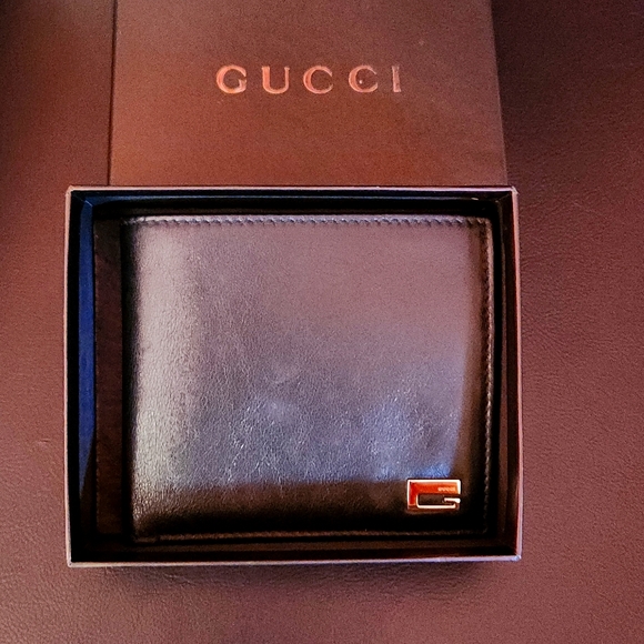 Gucci Leather Wallet - Picture 1 of 9